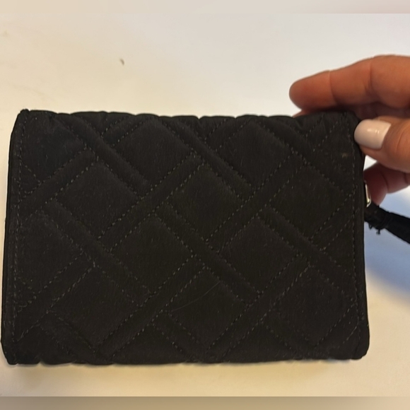 Vera Bradley Elegant Black Quilted Wallet - Picture 5 of 10